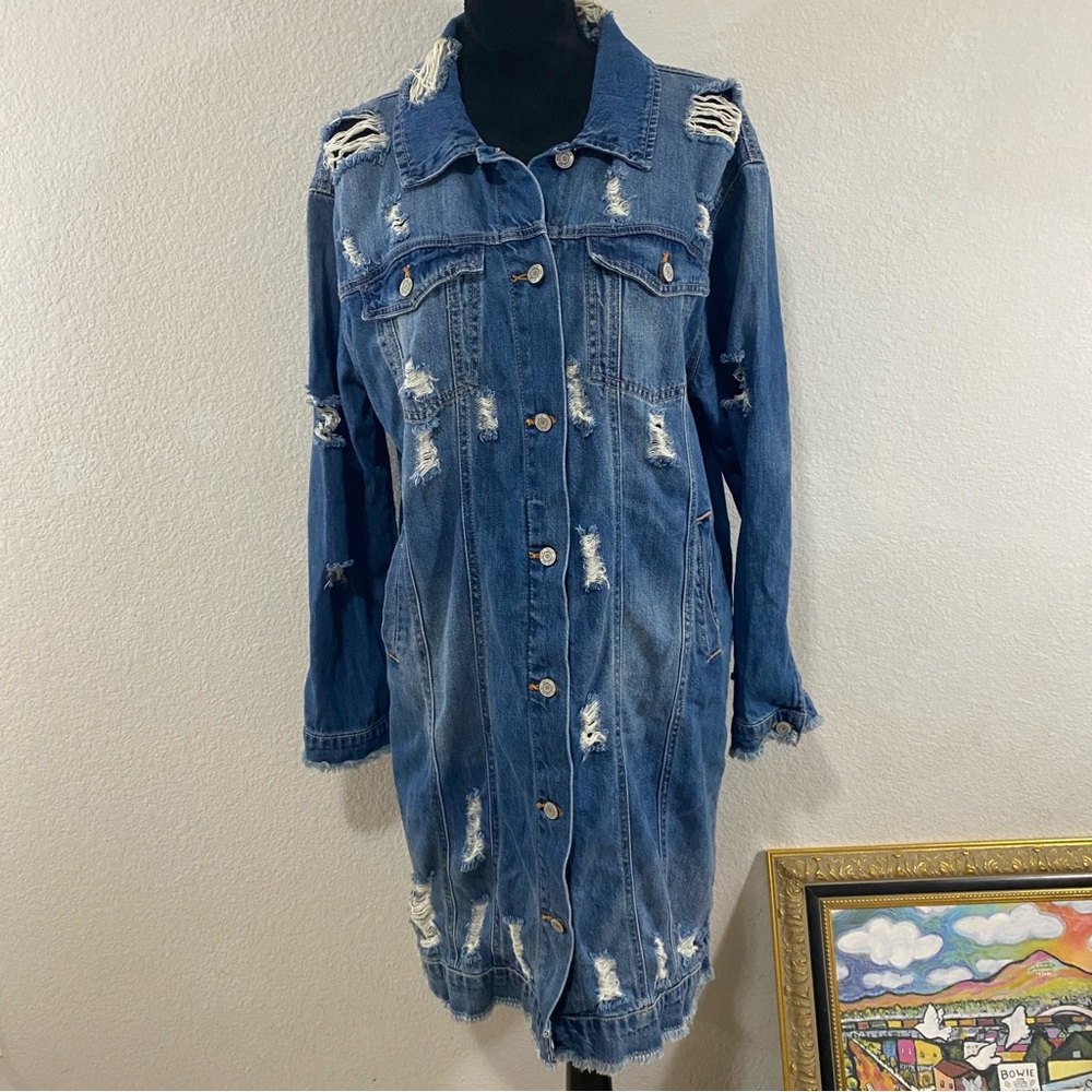 Tricot Distressed Denim Button-Up‎ Long Jean Jacket